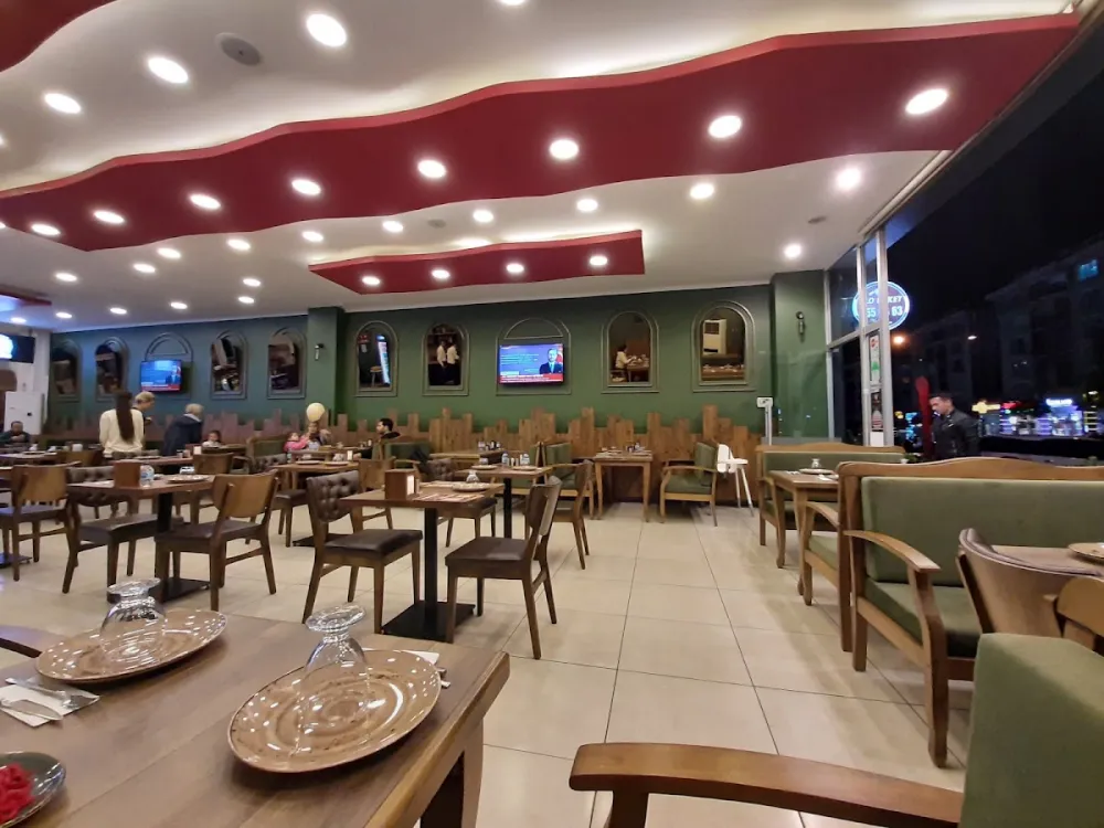 Adanalı Tekin Usta Kebap
