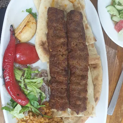 Aksaray 04 Döner Kebap Salonu