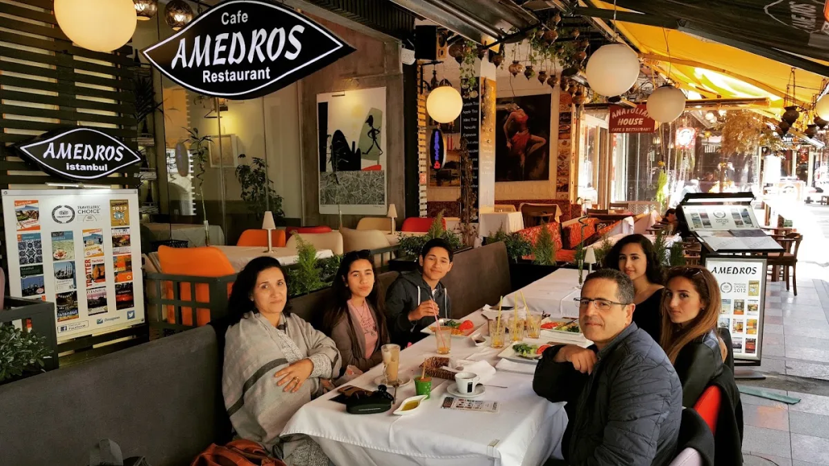 Amedros Cafe & Restaurant
