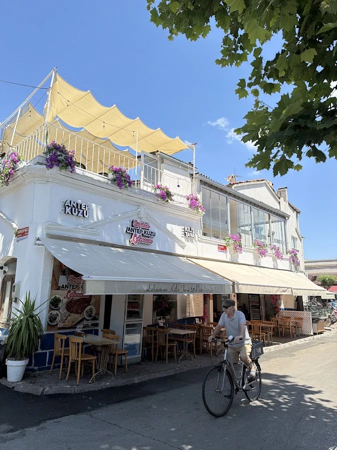 Antep Kuzu Lahmacun Büyükada Fotoğraf 2