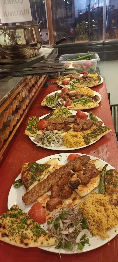 Antep Sofrası Kebap Lahmacun Künefe Fotoğraf 1
