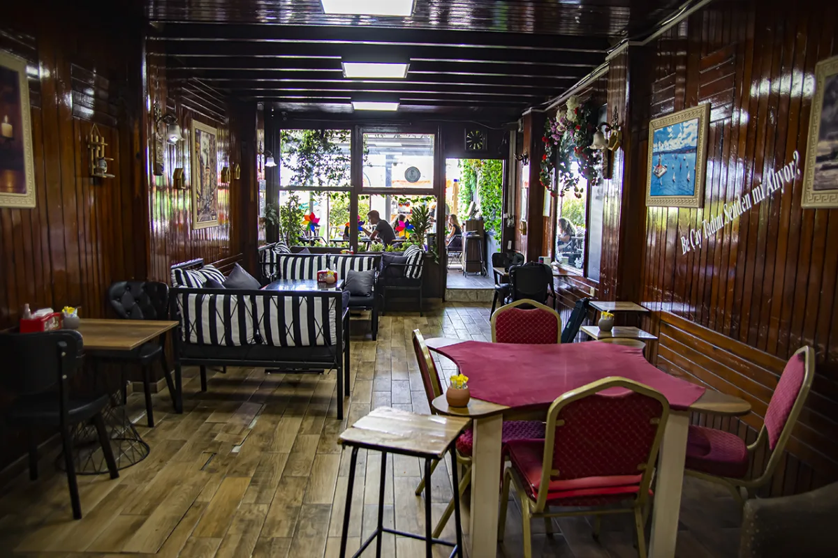 Arzum Cafe & Nargile& Kahvaltı
