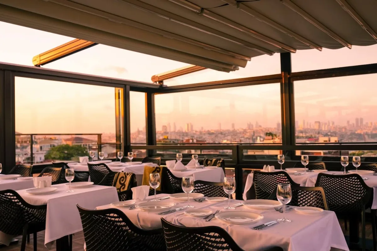 Deraliye Rooftop Restaurant | Sultanahmet Terrace