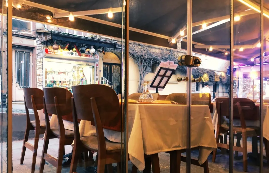 Divella Garden Restaurant