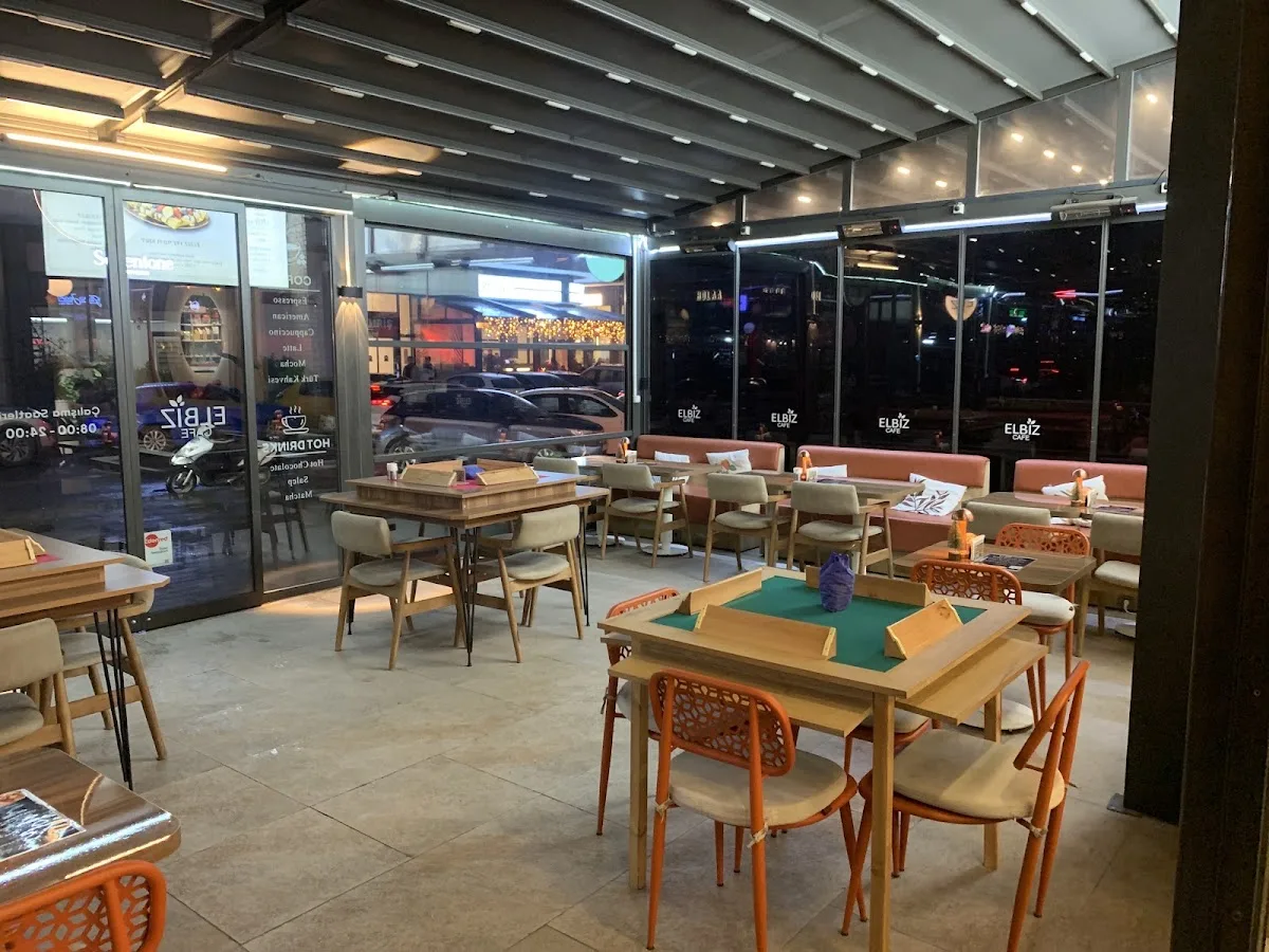 Elbiz Cafe & Restaurant
