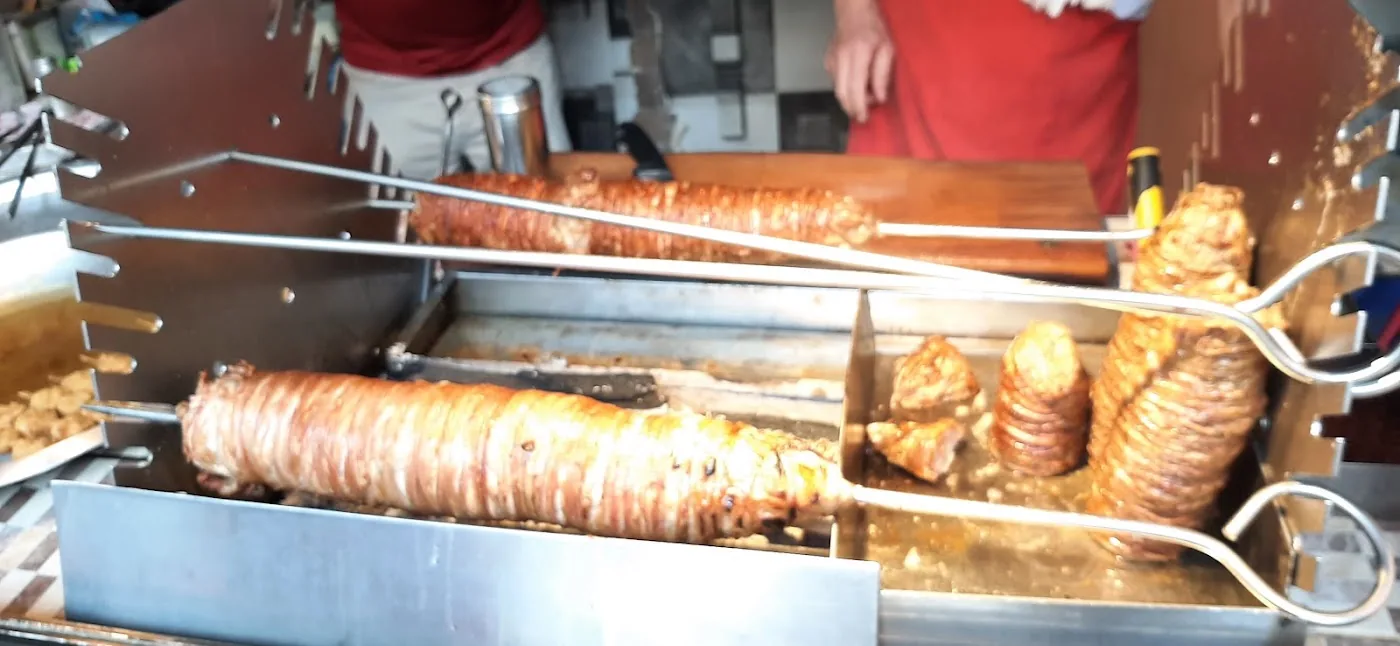 Kınalı Ada Elmas Döner