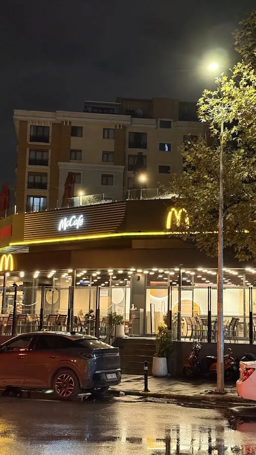 Mcdonald's Adnan Kahveci