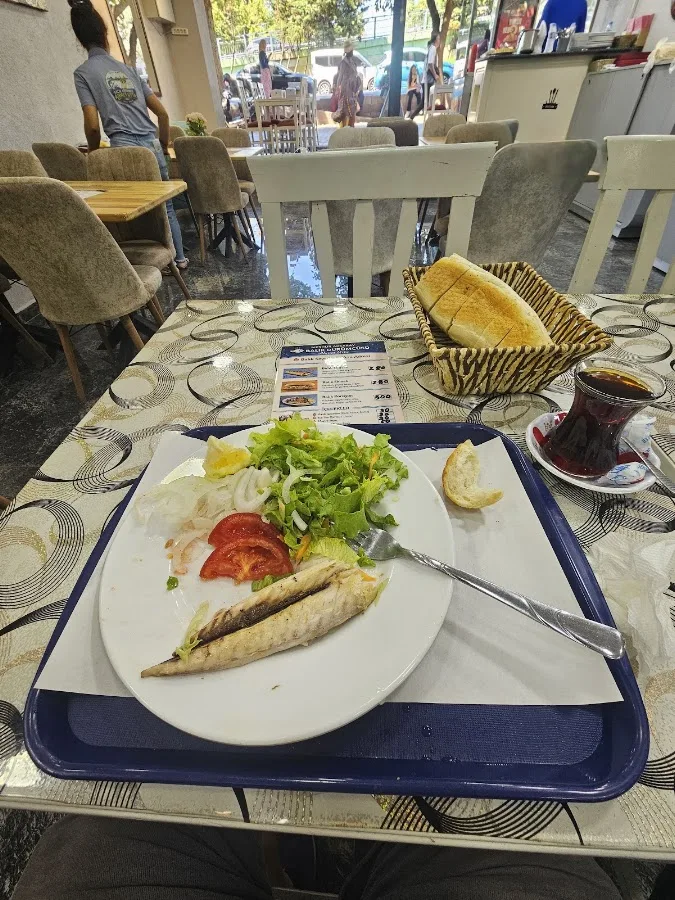 Meşhur Aksaray Balık Dürümcüsü Ahmet Usta