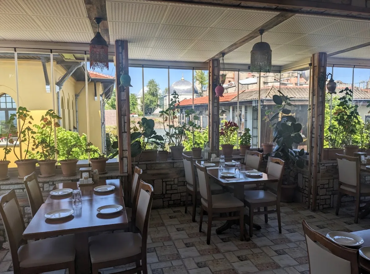 Mesopotamian Breakfast Brunch Cafe