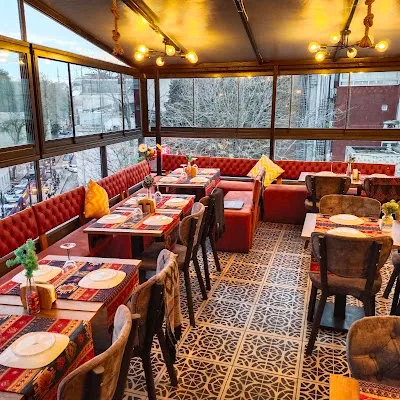 Pleasure Terrace Roof Restaurant İn Istanbul