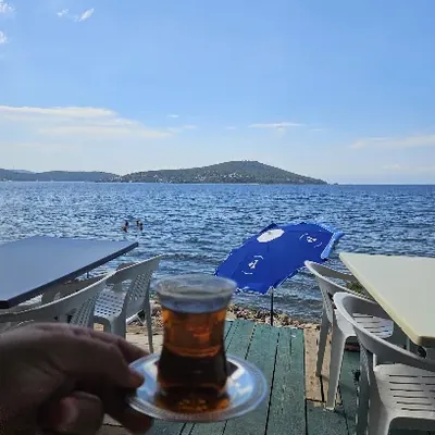 Poyraz Cafe Kınalıada