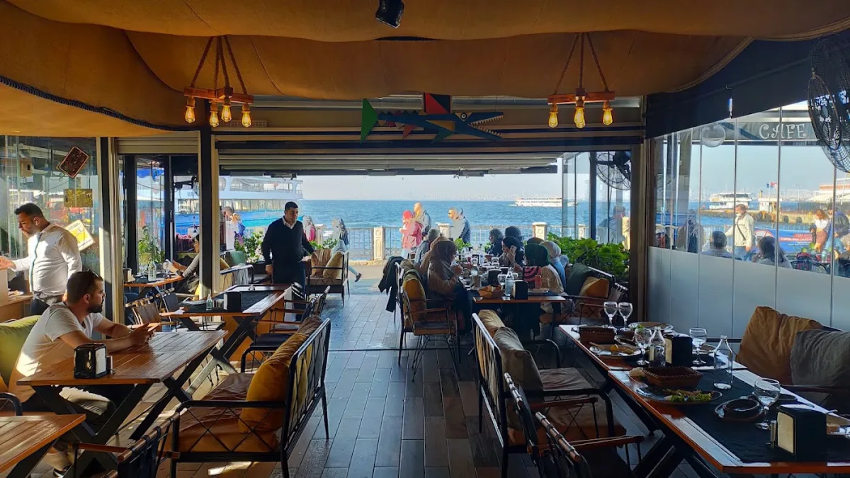 Restaurant Cafe