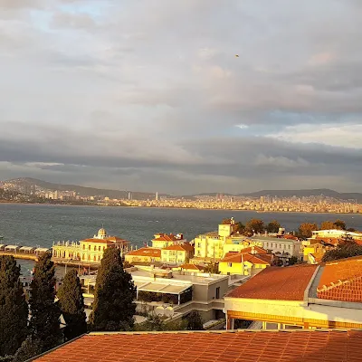 Splendid ‘ O Büyükada