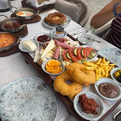 Tarihi Kuzguncuk Fırını Cafe & Restaurant - Ataşehir