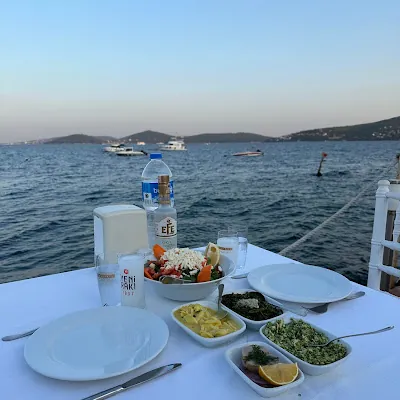 Teos Kınalıada Beach & Restaurant