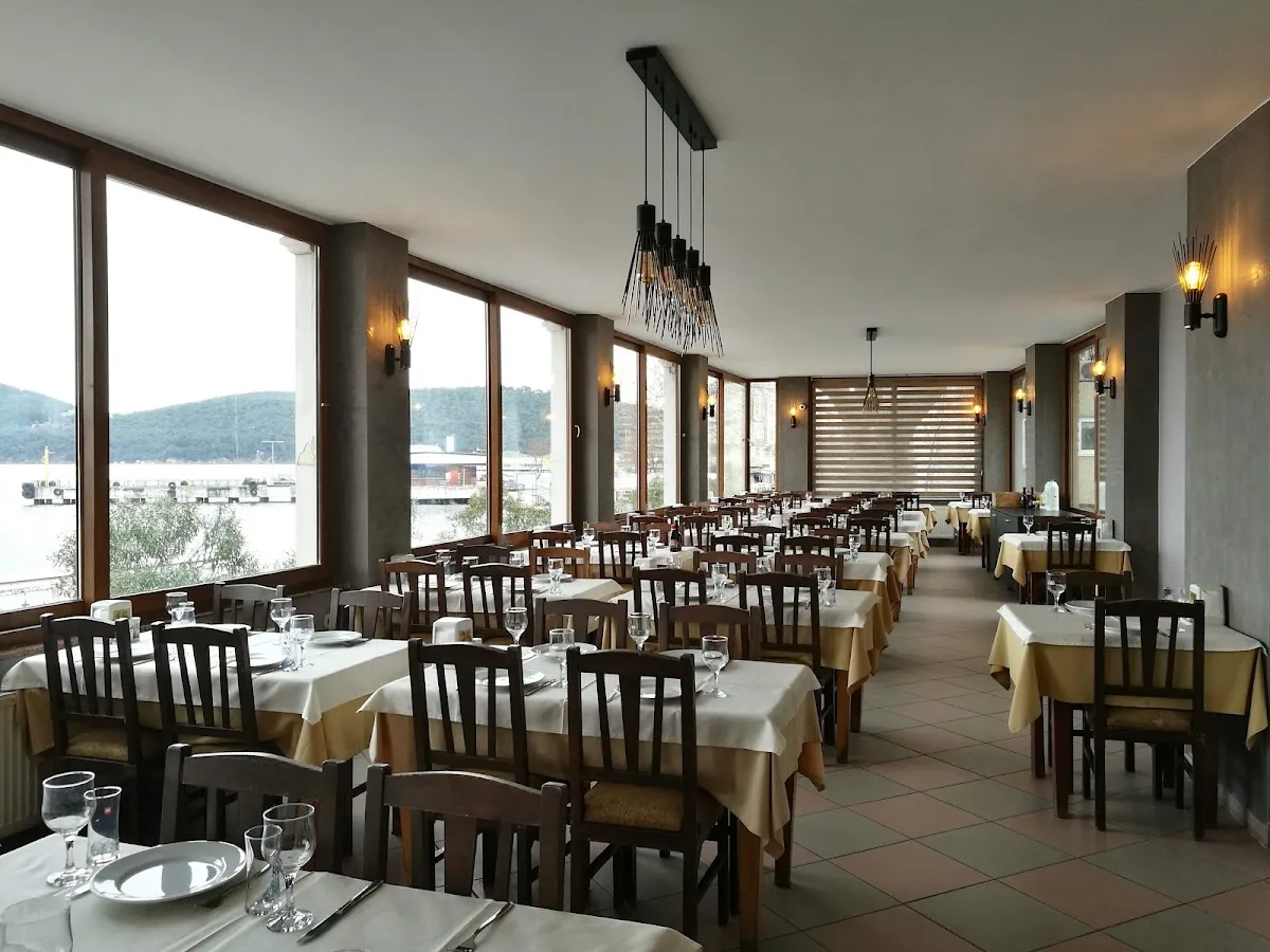 Yasemin Restaurant