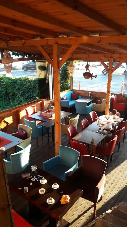 Zara Cafe & Restaurant