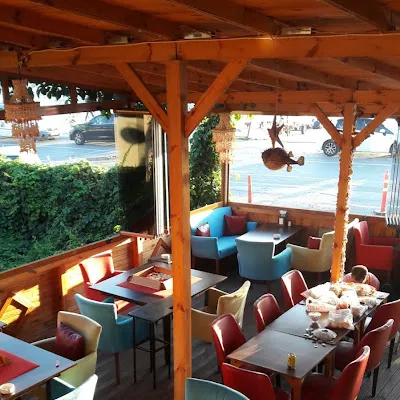 Zara Cafe & Restaurant